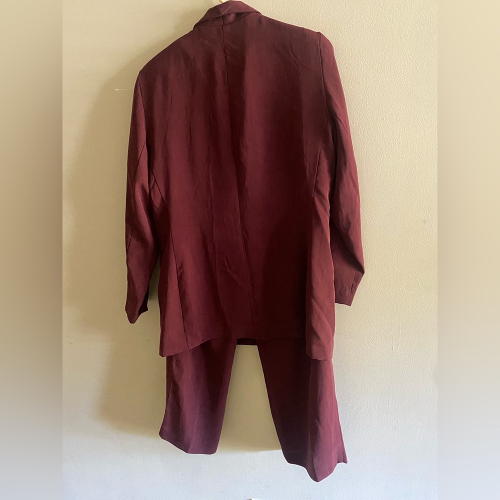 J.G Hook Double Breasted Burgundy Women’s Pant Suit Size 14 New - Picture 2 of 3